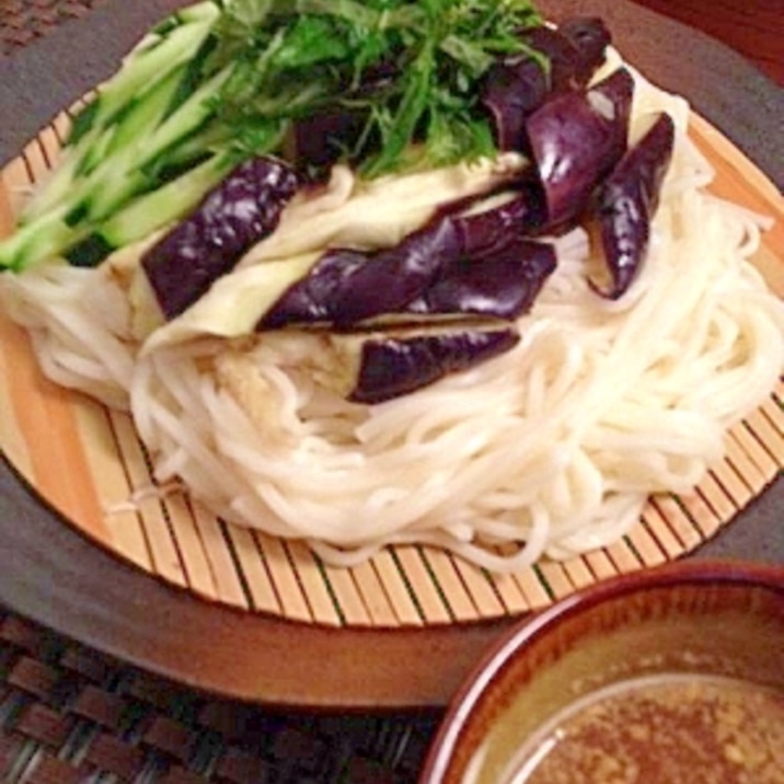 濃厚で美味しい ごまダレつゆの冷麦 レシピ 作り方 By ちゃちゃまる 楽天レシピ 濃厚で美味しい ごまダレつゆの冷麦 レシピ 作り方 By ちゃちゃまる 楽天レシピ